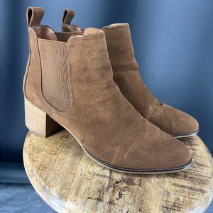 AEO Brown Chelsea boots